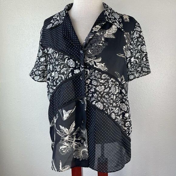 Virgo Tops - Virgo Botanical Button Down Shirt Size 10 EUC